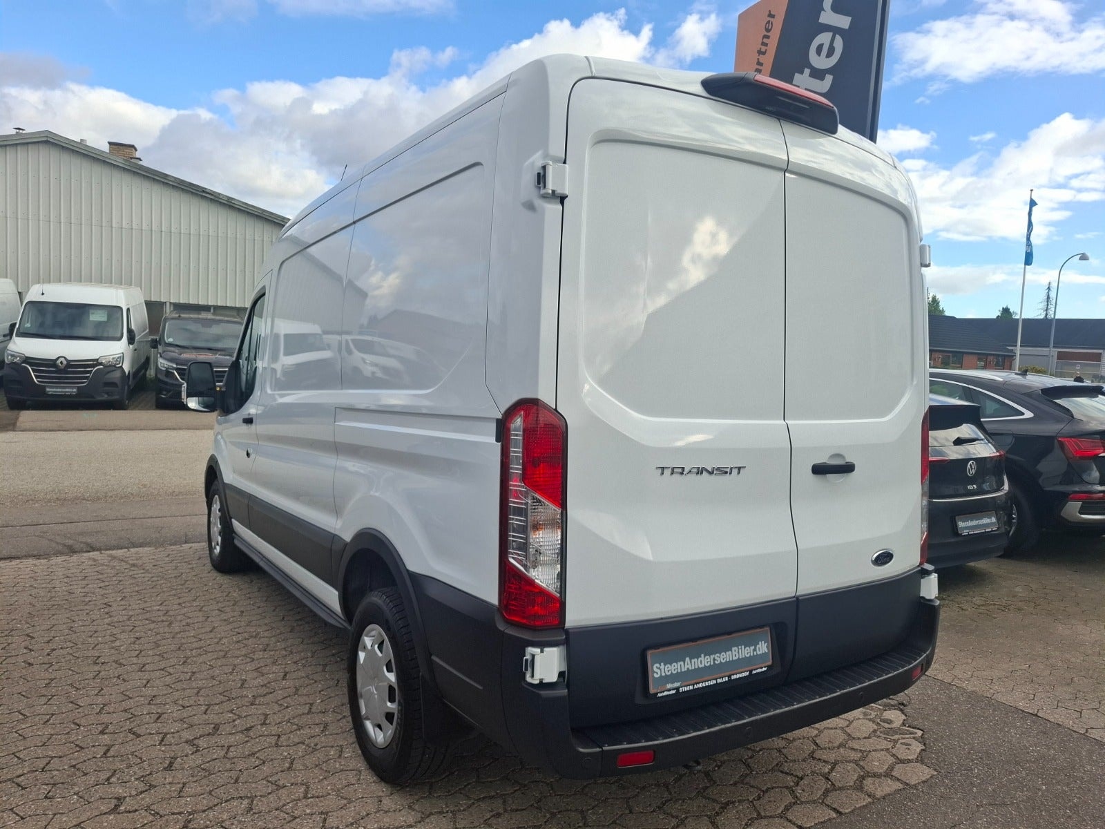 Ford Transit 350 2.0 EcoBlue SelectShift, 130hp, 2023