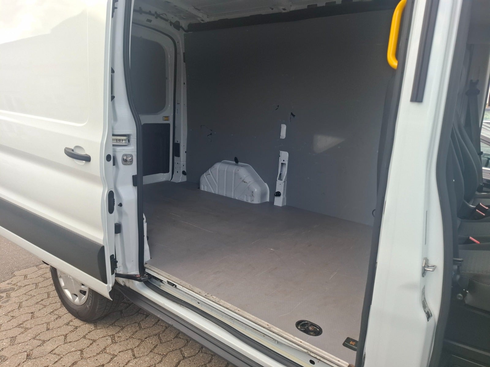 Ford Transit 350 2.0 EcoBlue SelectShift, 130hp, 2023