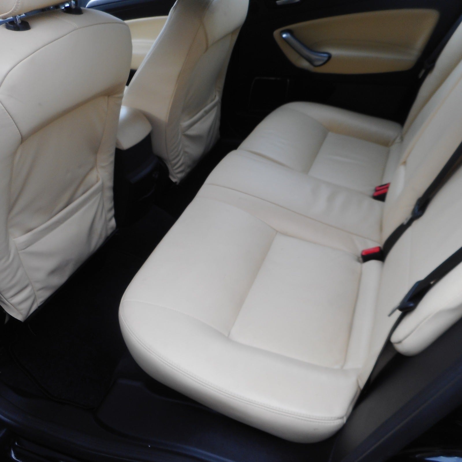 Ford Mondeo Hatchback 2.0 TDCi Manual, 140hp, 2009