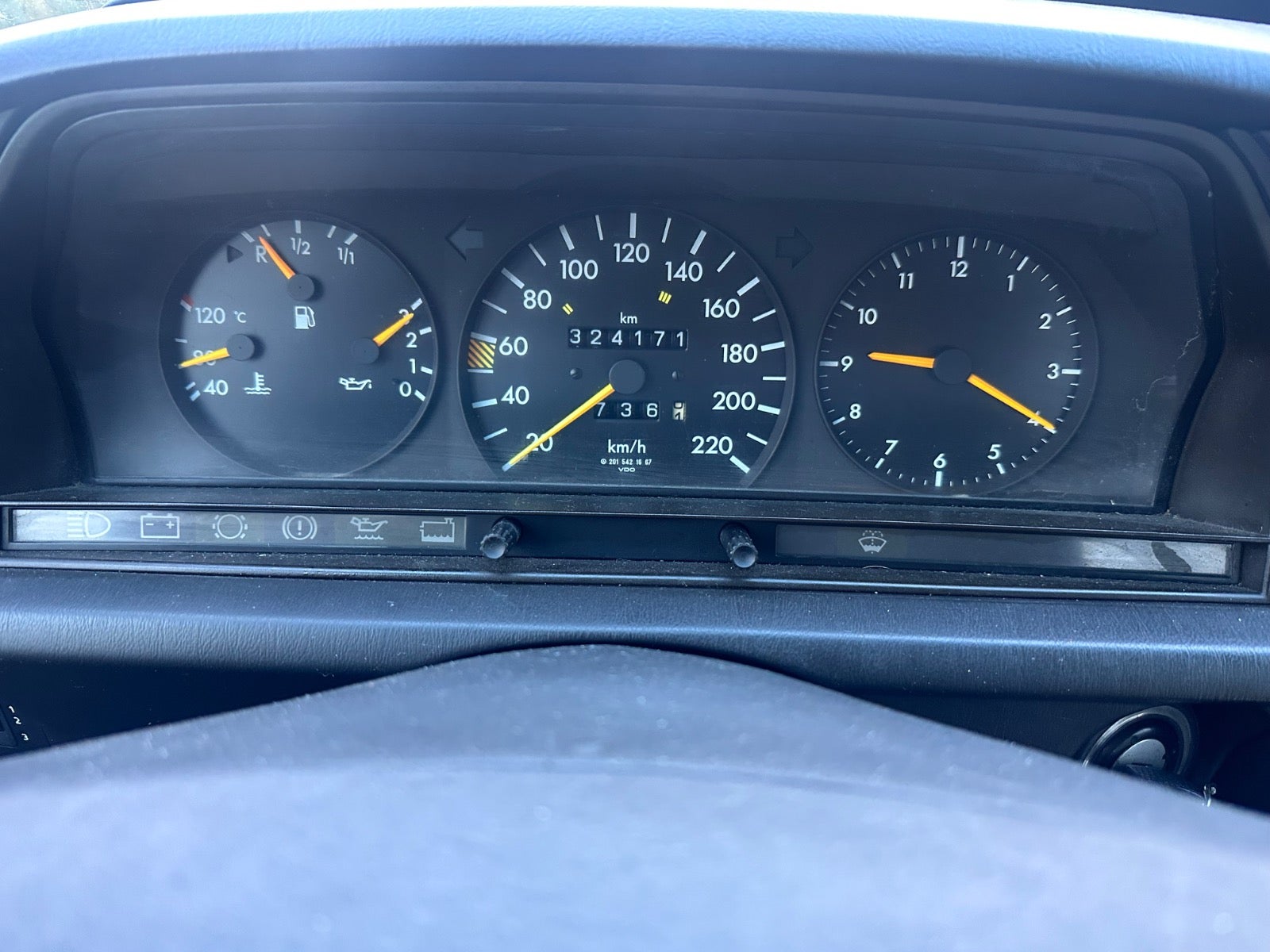 Mercedes-Benz 190 E 1.8 4G-Tronic, 109ps, 1991
