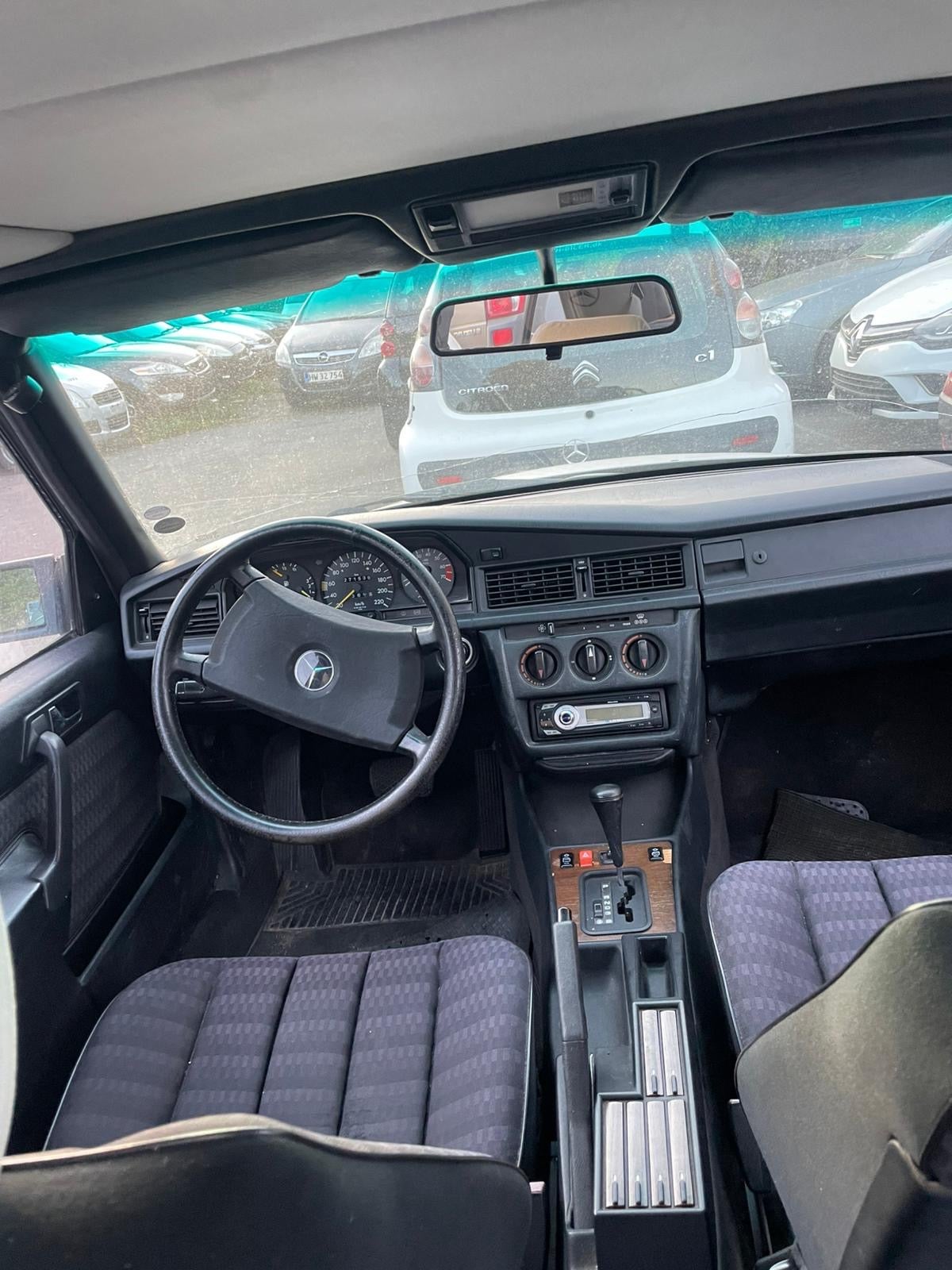 Mercedes-Benz 190 E 4G-Tronic, 118ps, 1990