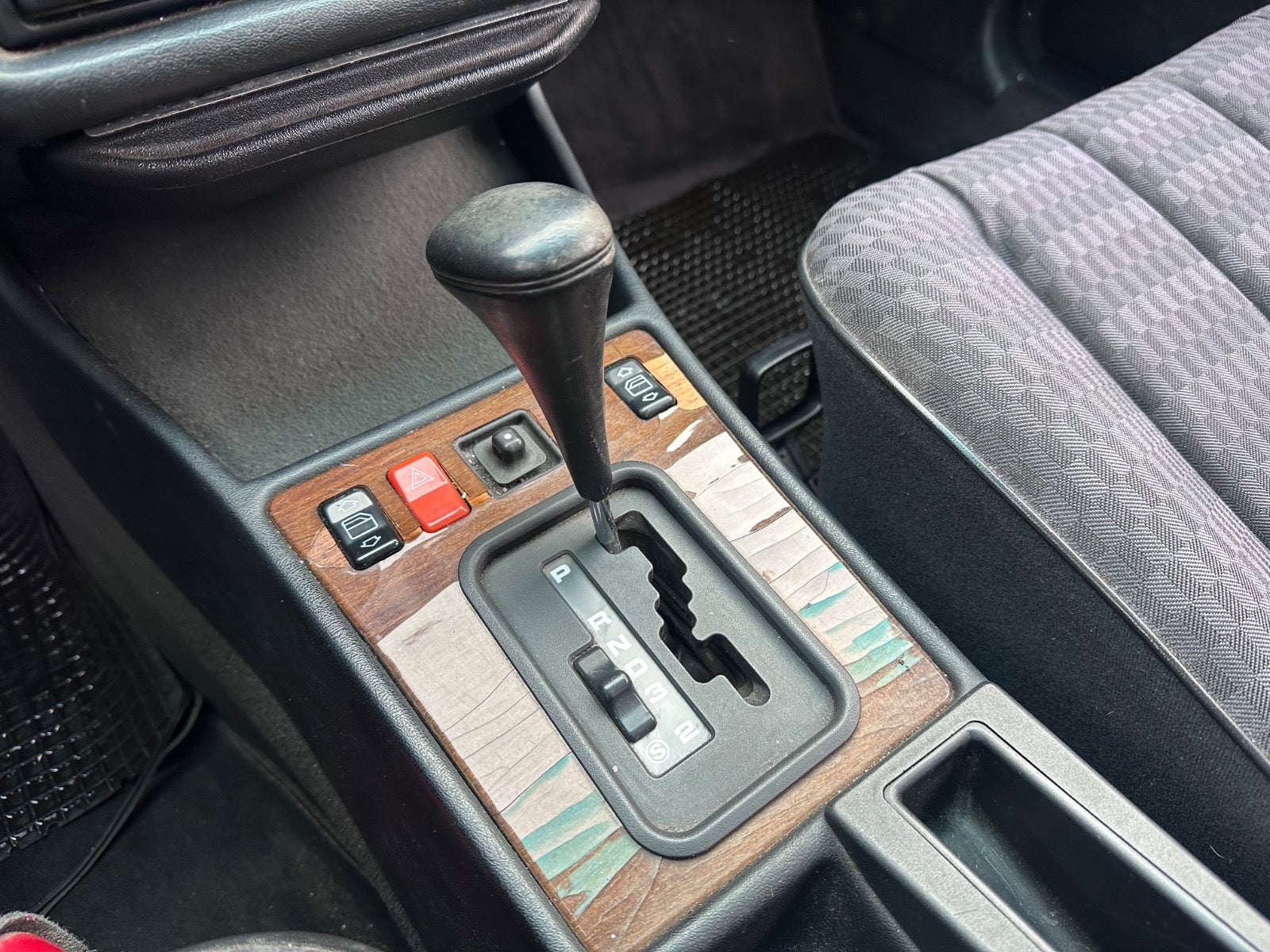 Mercedes-Benz 190 E 4G-Tronic, 118ps, 1990