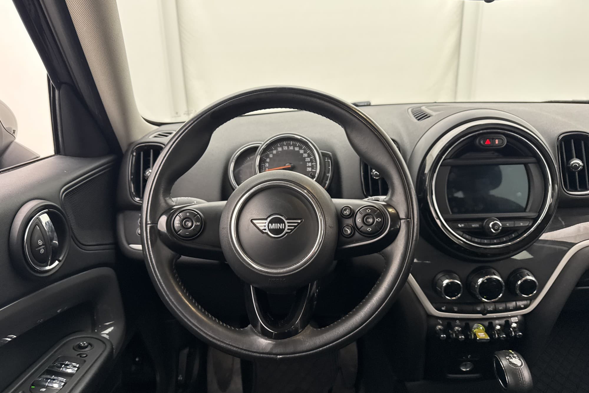 MINI Countryman Cooper SE ALL4 Automatisk, 6-trinn, 224hk, 2019