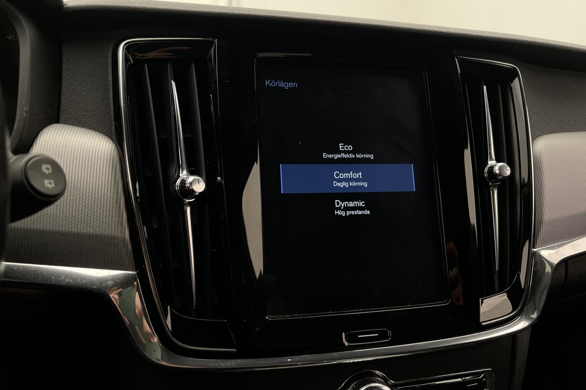 Volvo V90 D4 Geartronic, 8-trinn, 190hk, 2018