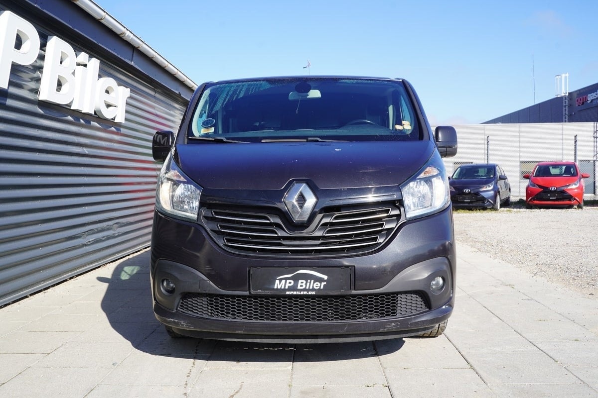 Renault Trafic Van 2.7t 1.6 dCi Manual, 140hp, 2015