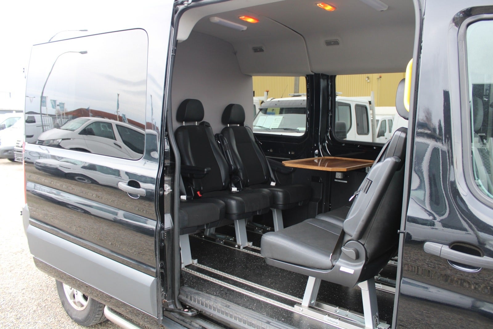 Ford Transit 350 Combi 2.0 TDCi SelectShift, 130hp, 2017