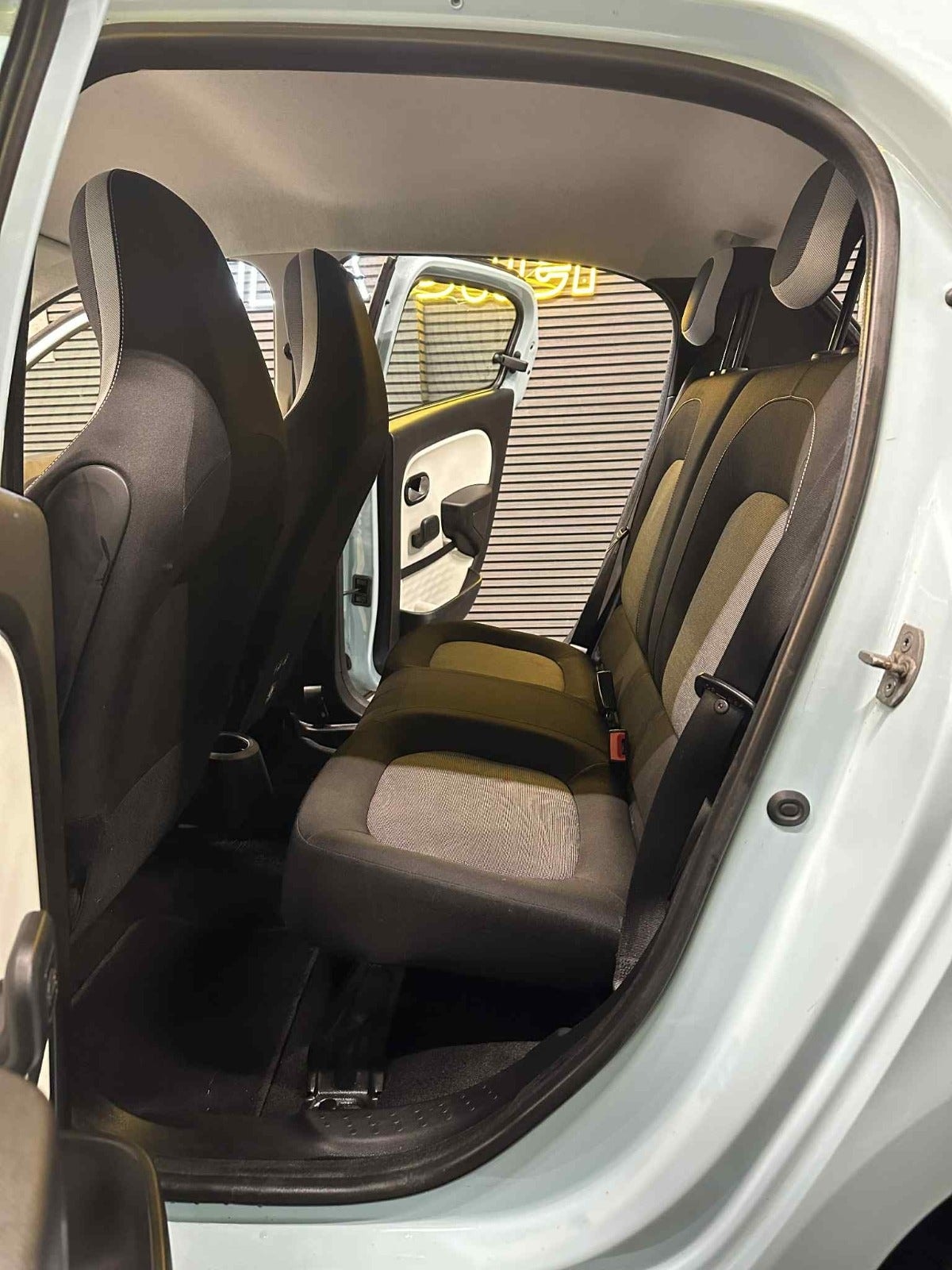 Renault Twingo 1.0 SCe EDC, 71hp, 2015