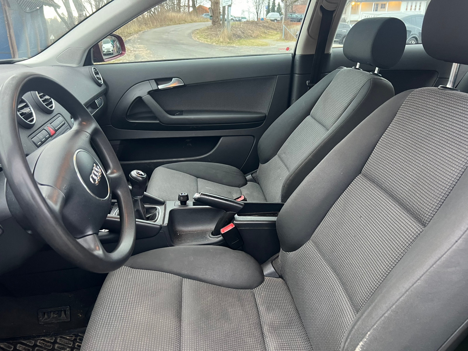 Audi A3 1.6 8v Manual, 5-trins, 102ps, 2005