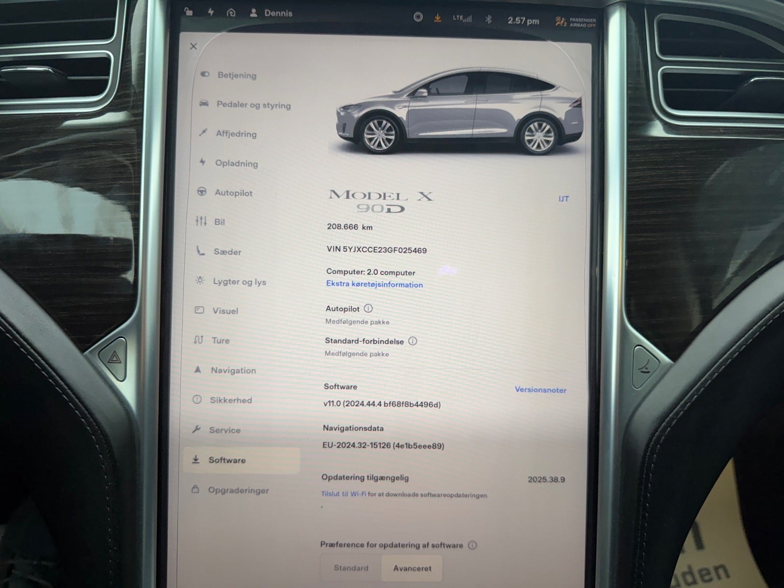 Tesla Model X 90D, 423hp, 2016