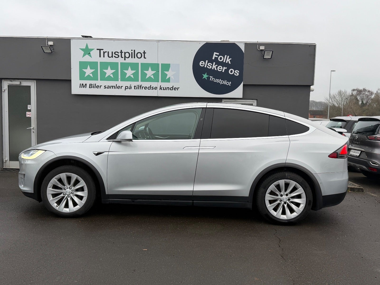 Tesla Model X 90D, 423hp, 2016