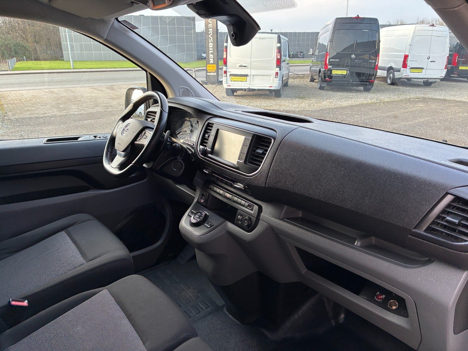 Opel Vivaro Panel Van IP 2.0 BlueHDI Automatic, 144hp, 2022