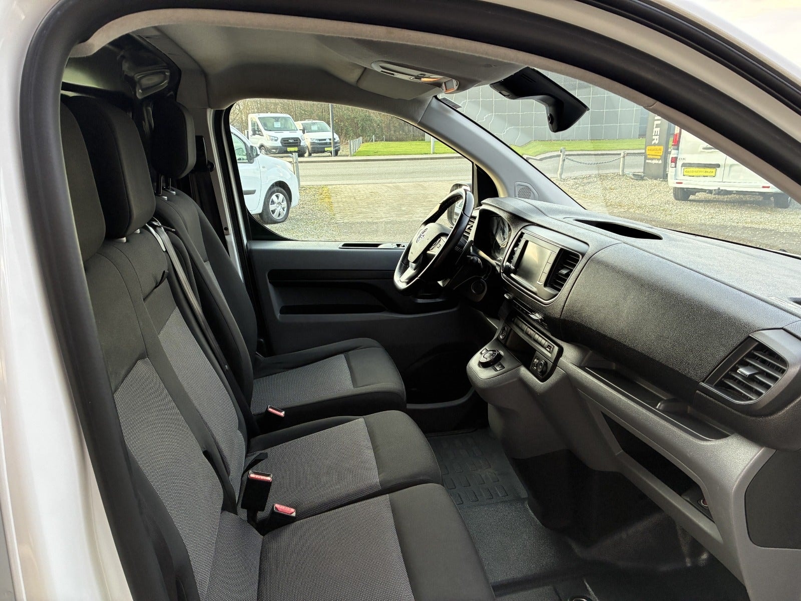 Opel Vivaro Panel Van IP 2.0 BlueHDI Automatic, 144hp, 2022