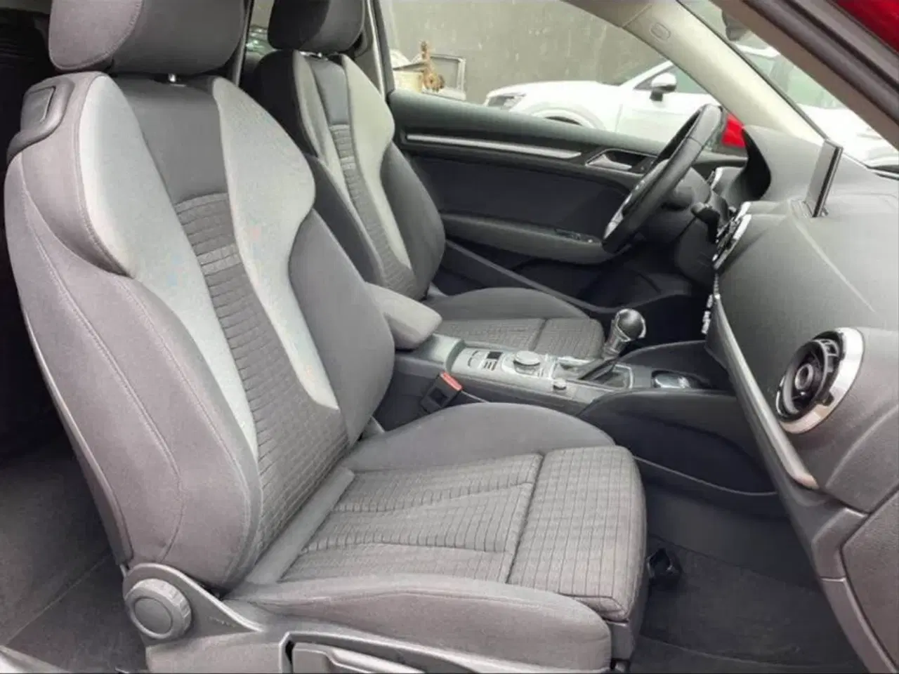 Audi A3 1.8 TFSI S Tronic, 7-trins, 180ps, 2013