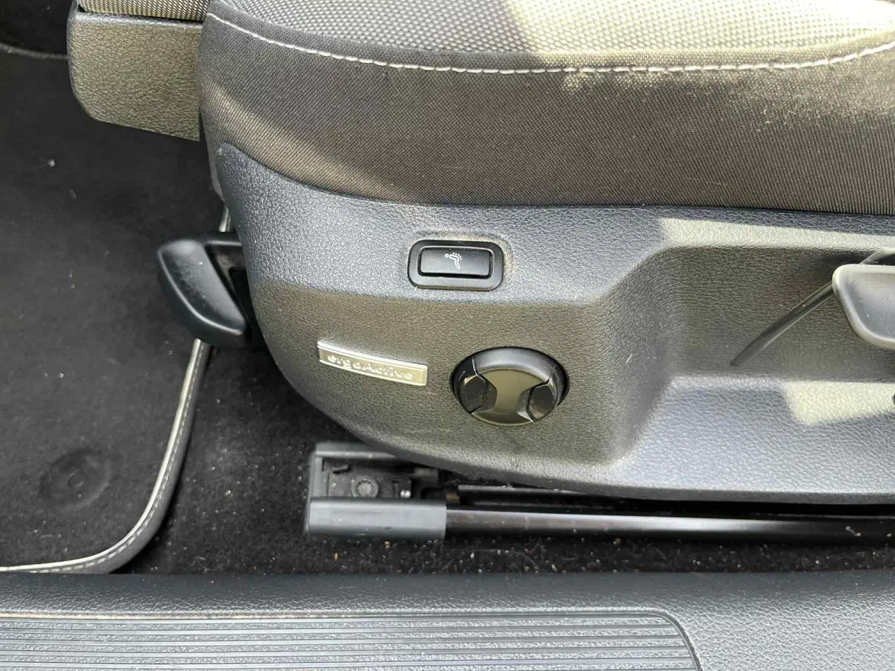 Volkswagen Golf Variant 1.6 TDI DPF DSG Sequential, 7-trins, 116ps, 2018