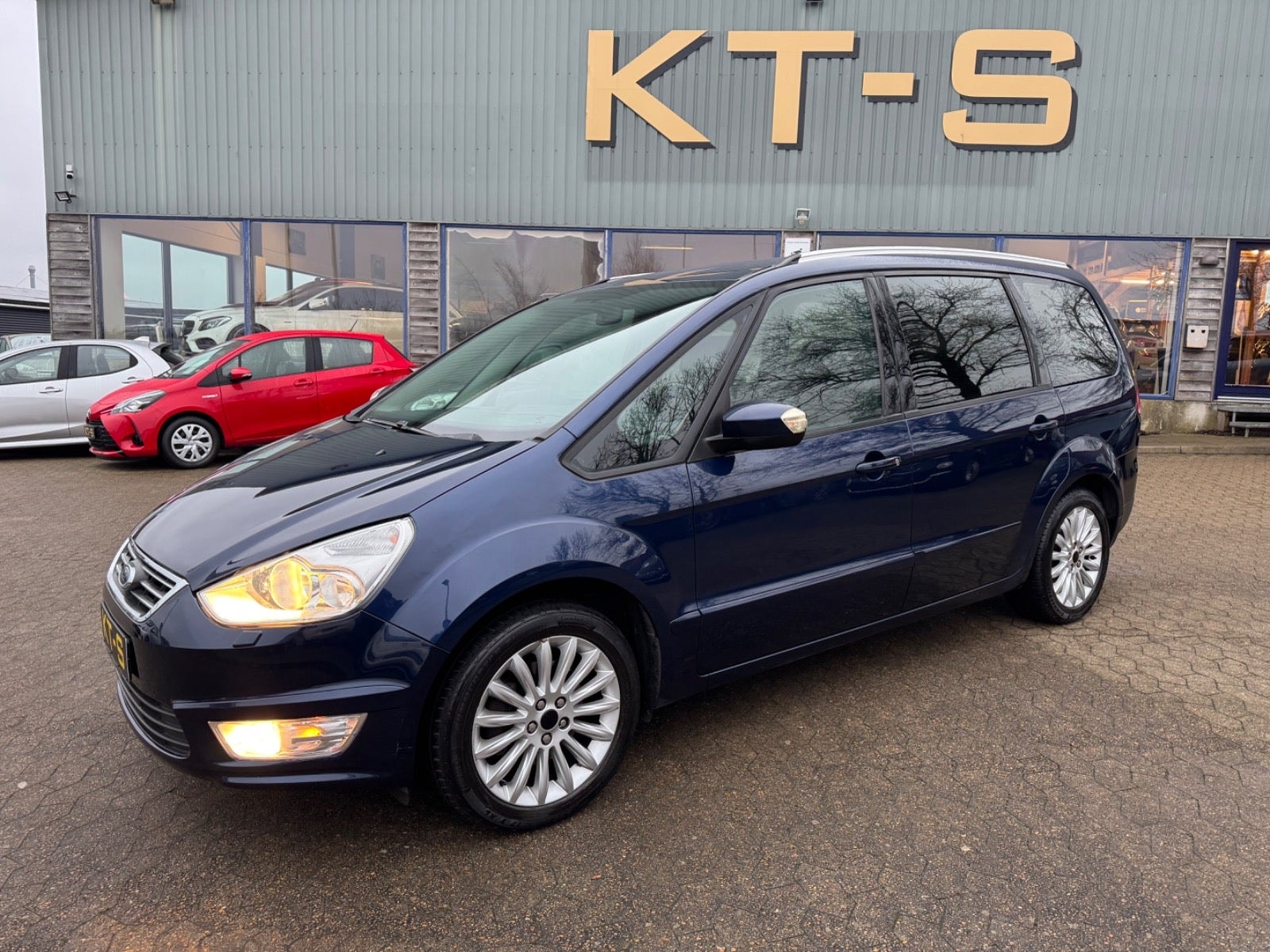 Ford Galaxy 2.0 TDCi Powershift 6, 6-trins, 140ps, 2012