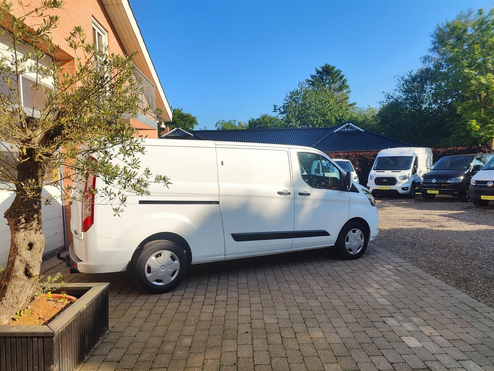 Ford Transit Custom 320 2.0 EcoBlue Manuell, 6-trinn, 130hk, 2019
