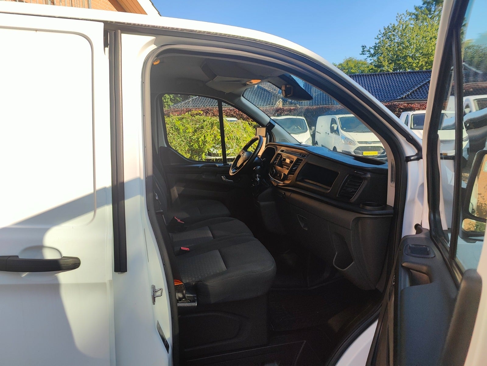 Ford Transit Custom 320 2.0 EcoBlue Manuell, 6-trinn, 130hk, 2019