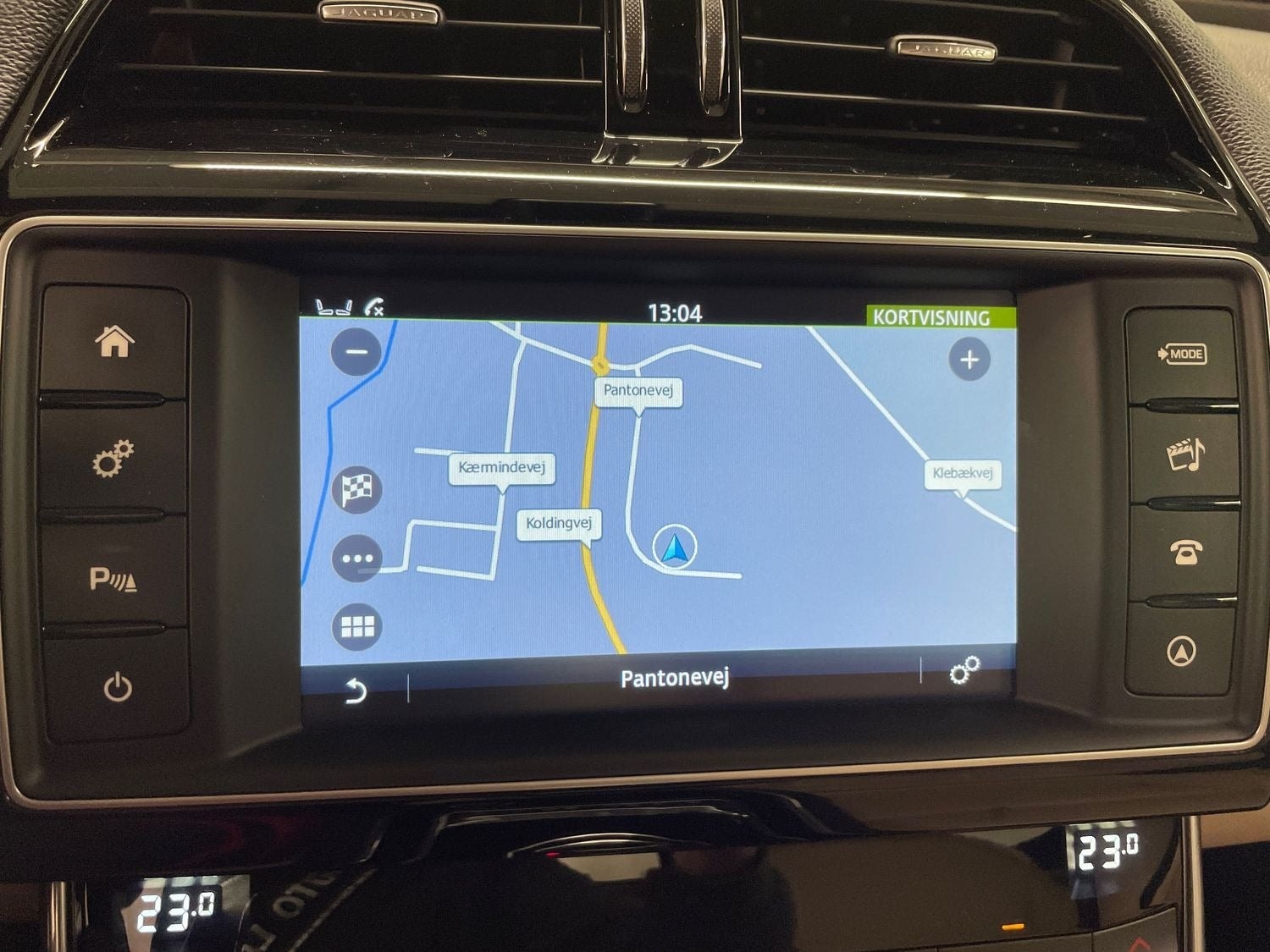 Jaguar XE 20t Automatic, 200hp, 2016