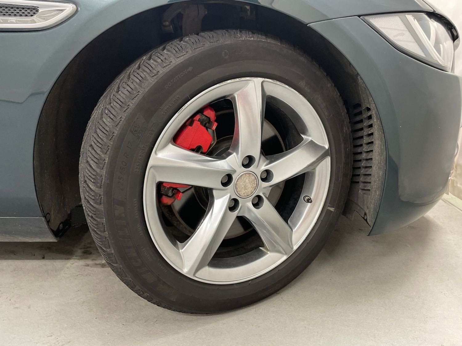 Jaguar XE 20t Automatic, 200hp, 2016