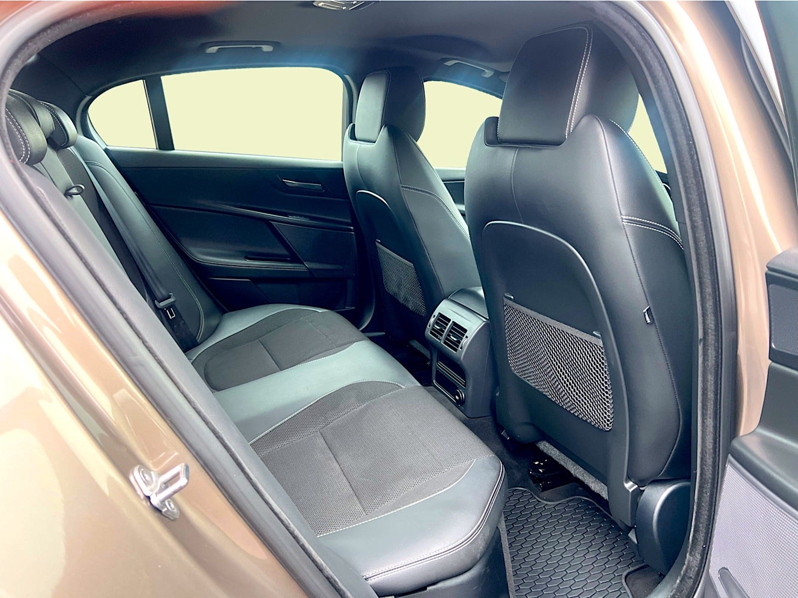 Jaguar XE 20d Automatisk, 8-trinn, 180hk, 2016