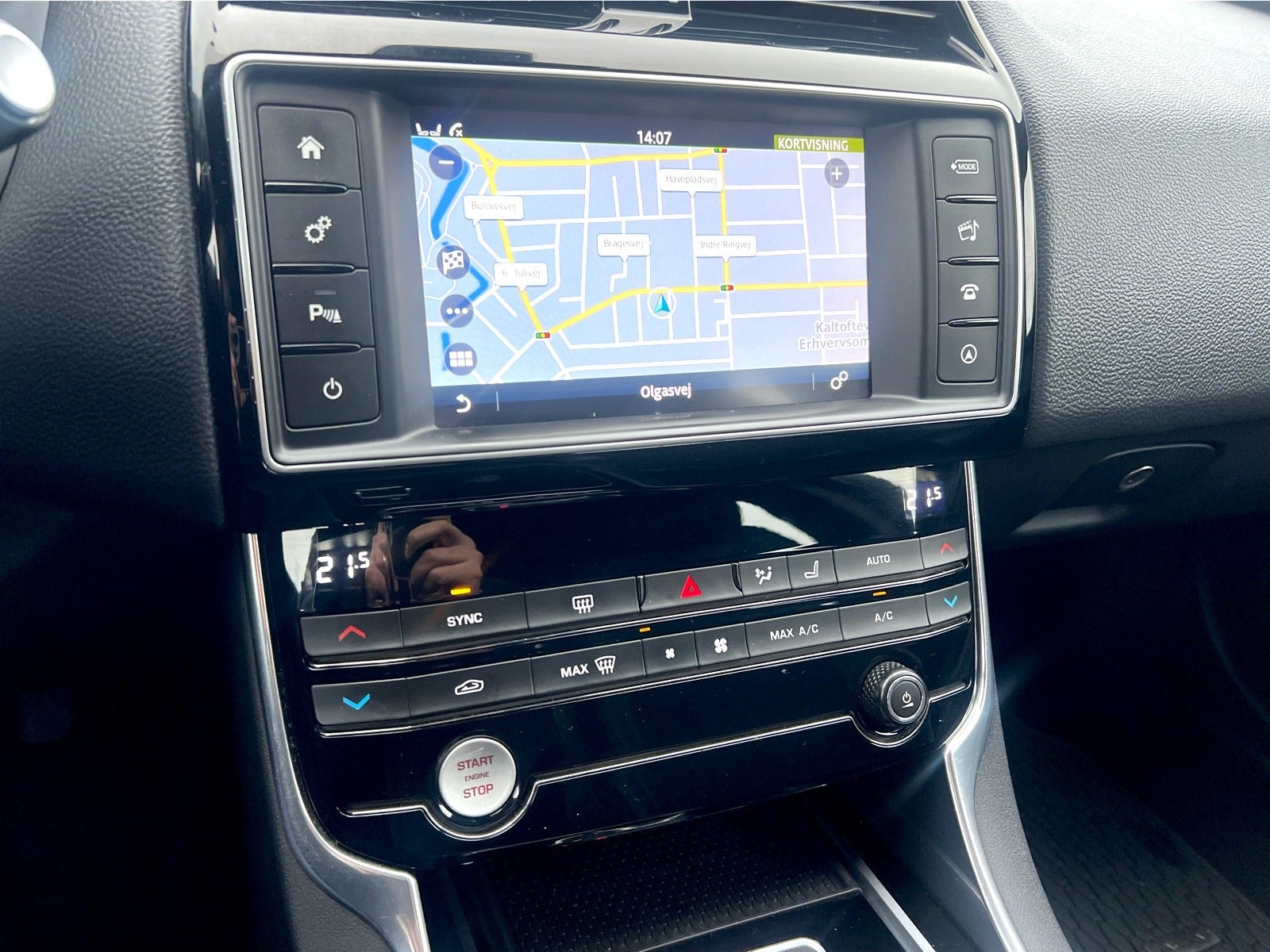 Jaguar XE 20d Automatisk, 8-trinn, 180hk, 2016