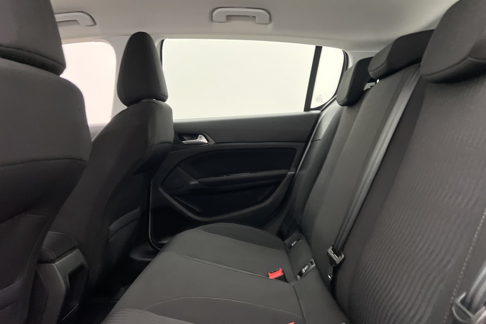 Peugeot 308 1.6 BlueHDi 120 8v EAT, 120hp, 2017