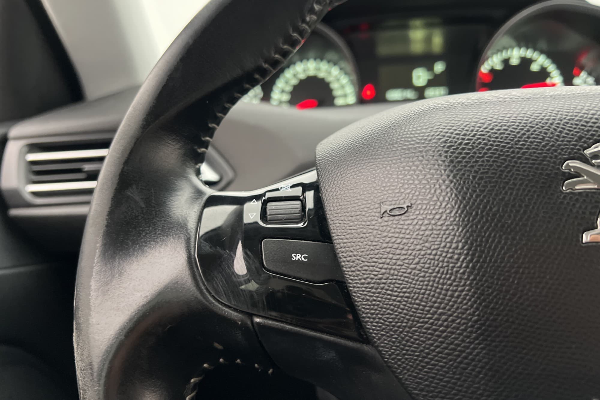 Peugeot 308 1.6 BlueHDi 120 8v EAT, 120hp, 2017