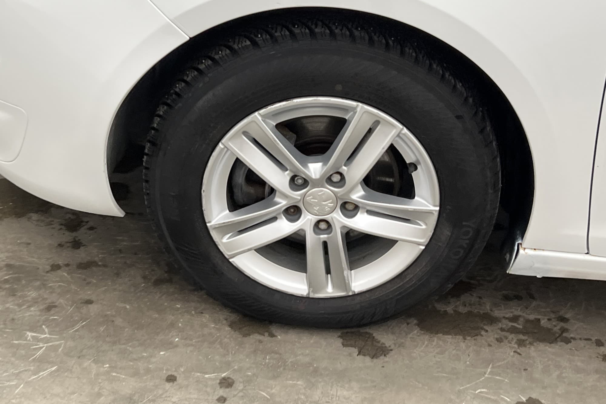 Peugeot 308 1.6 BlueHDi 120 8v EAT, 120hp, 2017