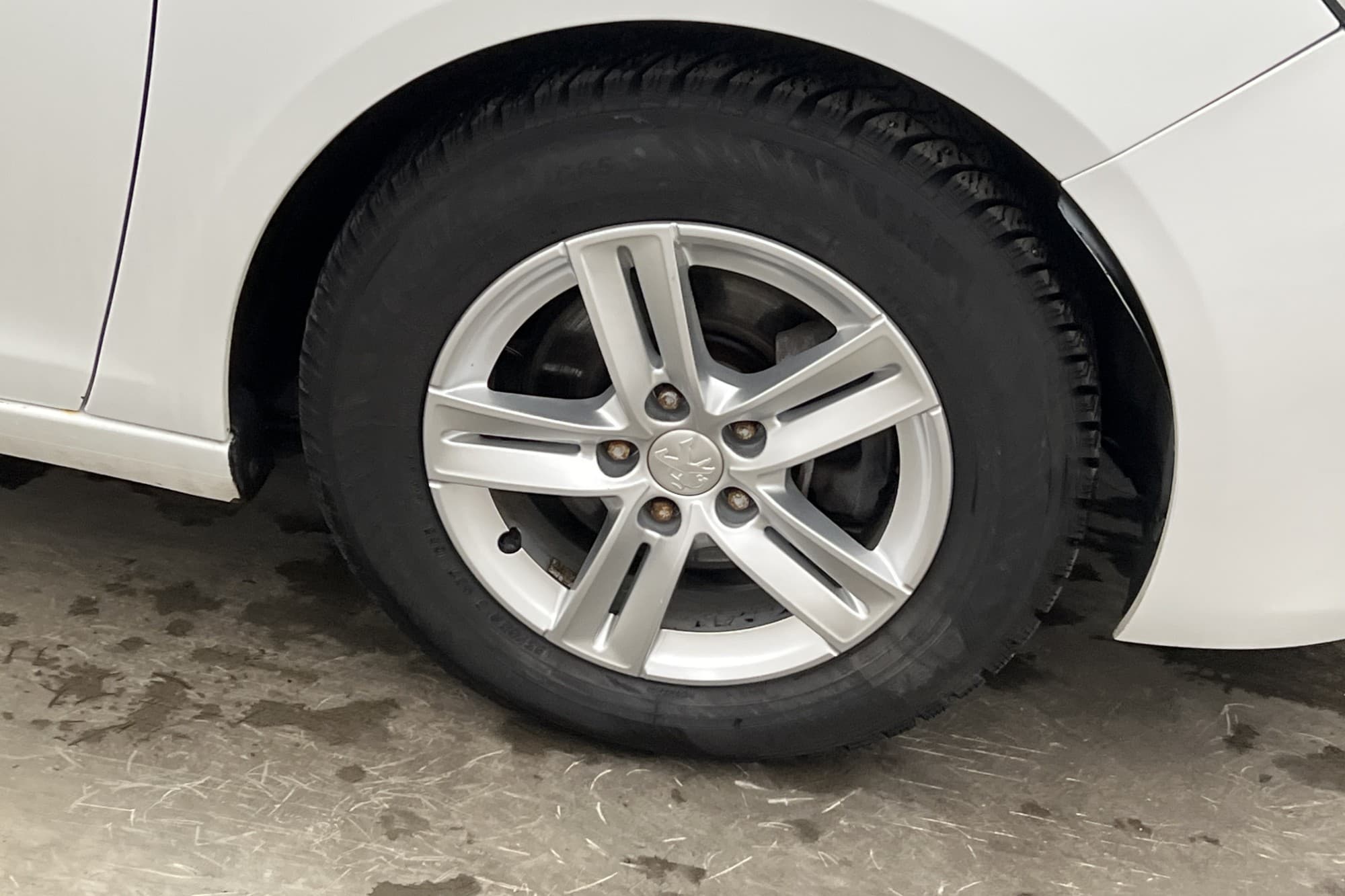Peugeot 308 1.6 BlueHDi 120 8v EAT, 120hp, 2017
