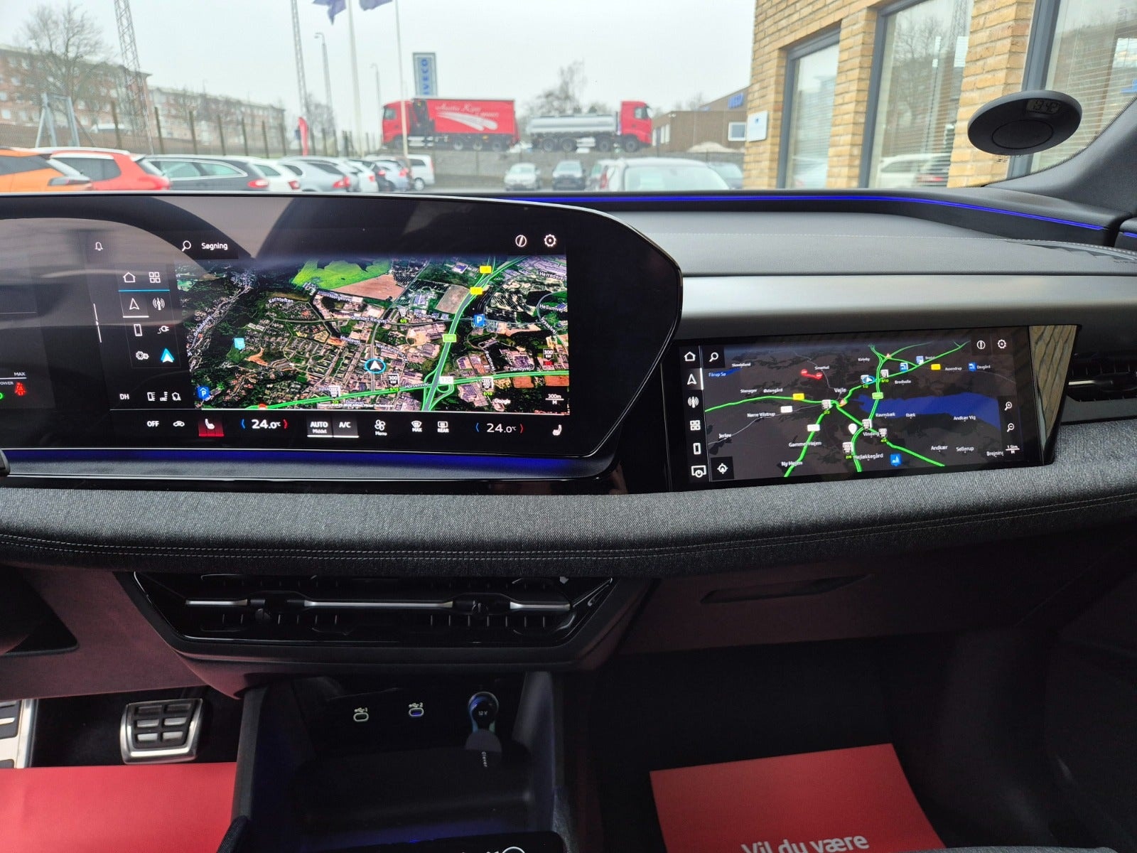 Audi Q6 e-tron, 252hp, 2025