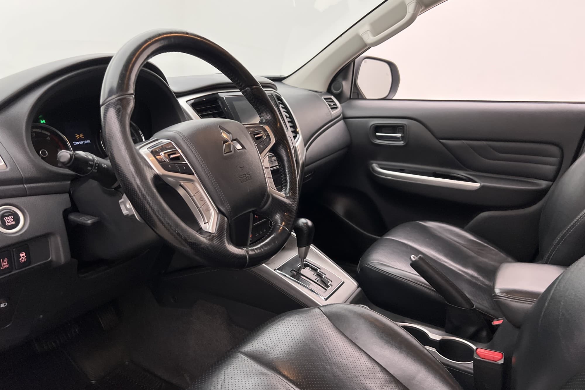 Mitsubishi L200 Dubbelhytt 2.2 Di-D 4WD Automatisk, 150hk, 2020