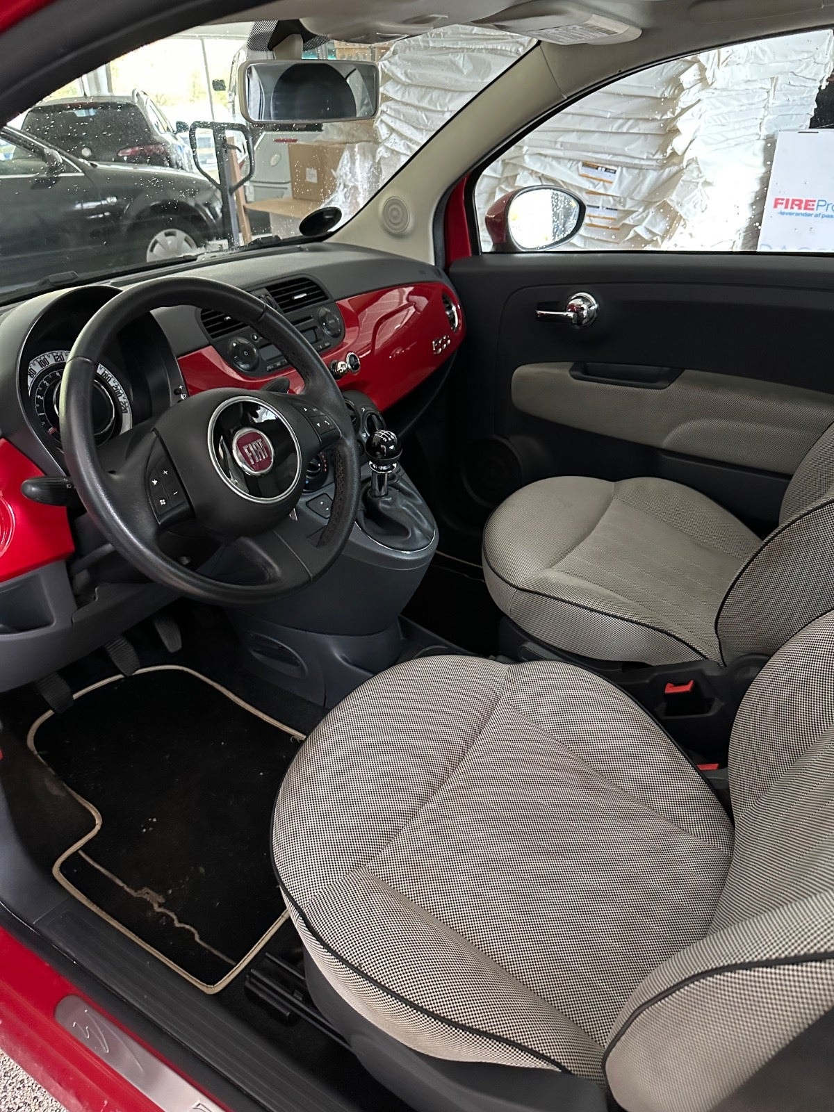 Fiat 500 1.4 16V Manual, 6-trins, 100ps, 2011