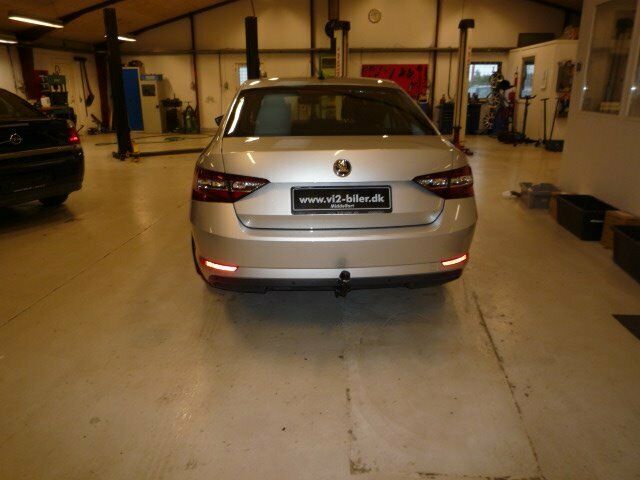 Škoda Superb 2.0 TDI DSG sekvensiell, 6-trinn, 150hk, 2016