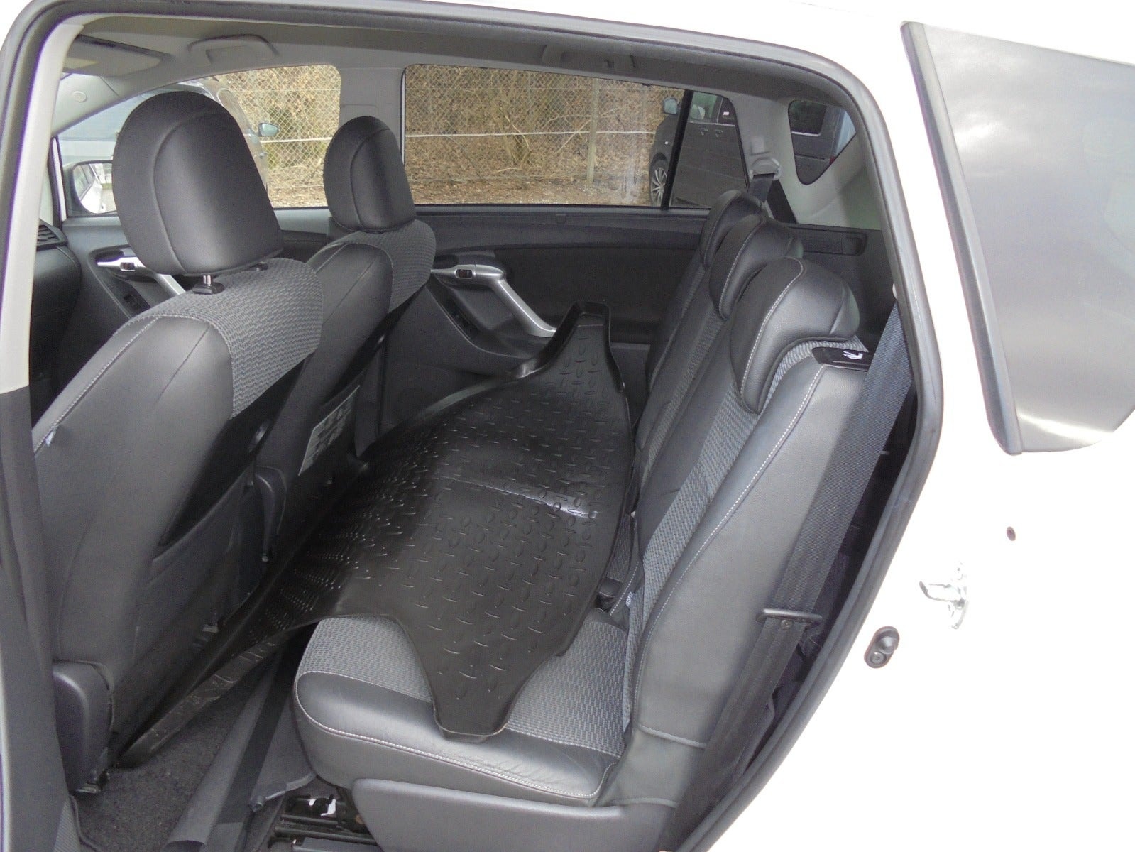 Toyota Verso 2.2 D-4D Automatic, 6-trins, 150ps, 2011