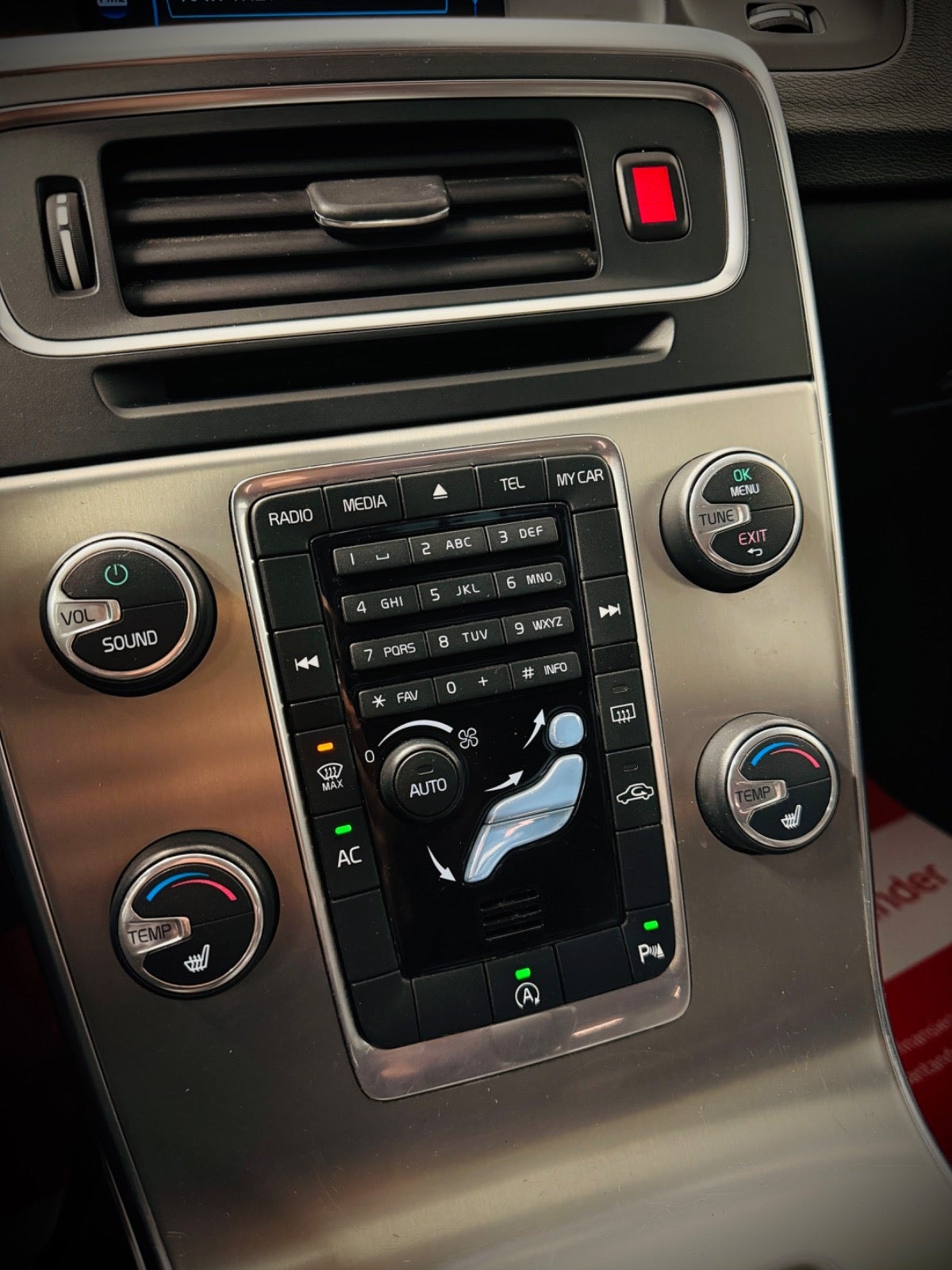 Volvo V60 D3 Geartronic, 136hp, 2014