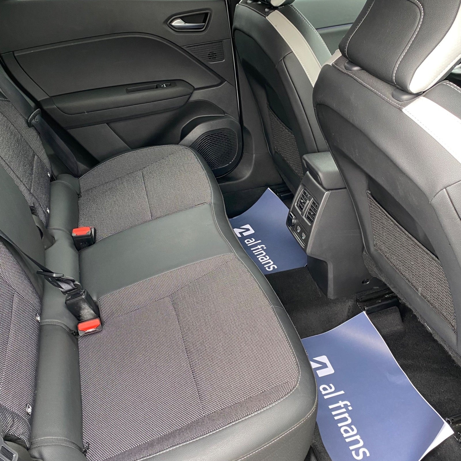 Renault Captur E-TECH Plugin-Hybrid 160 MultiMode, 160hp, 2021