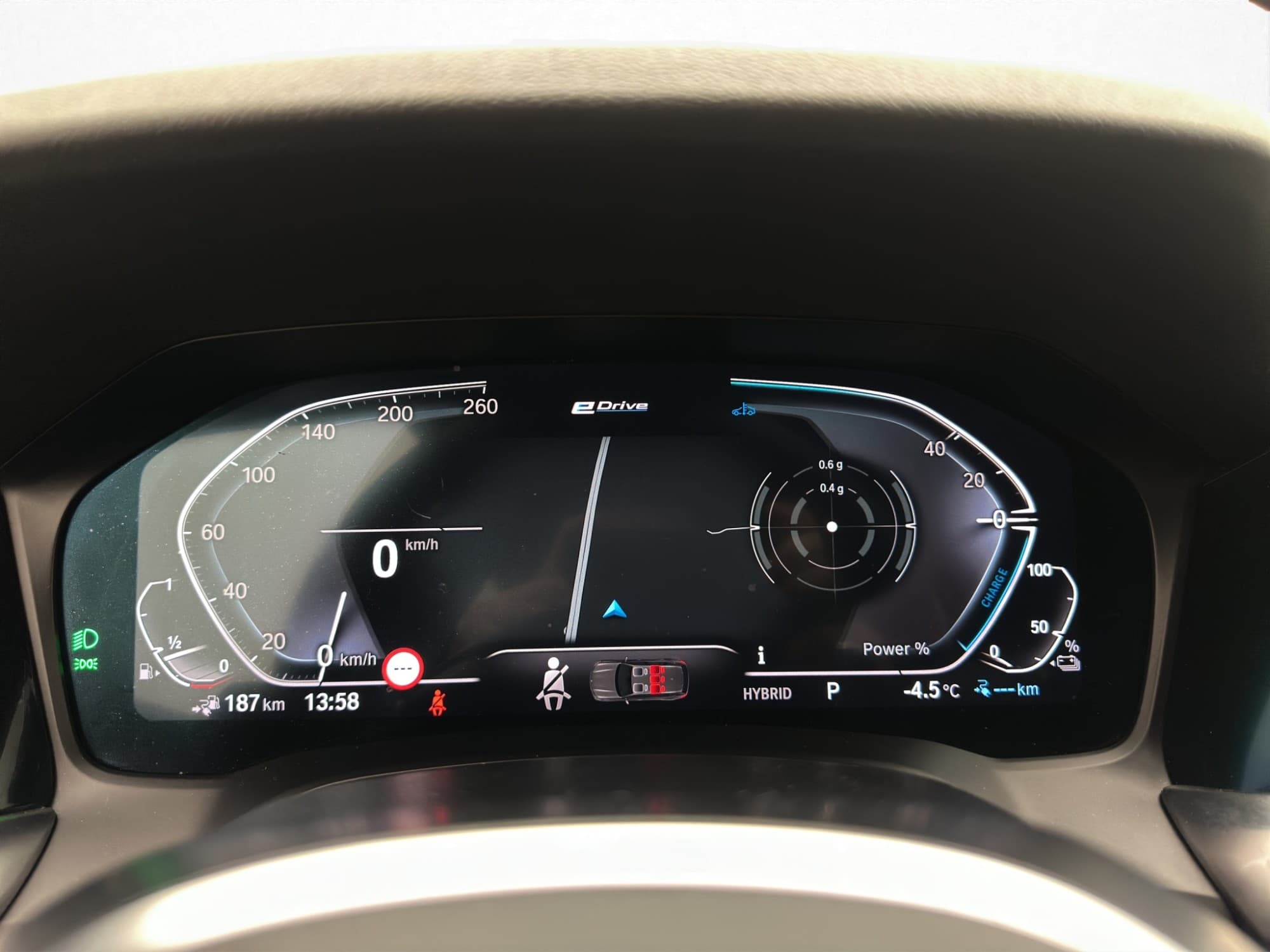 BMW 330e Touring Steptronic, 8-trins, 292ps, 2021