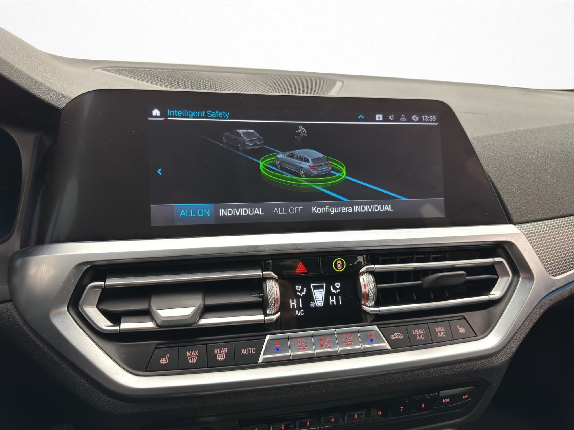 BMW 330e Touring Steptronic, 8-trins, 292ps, 2021