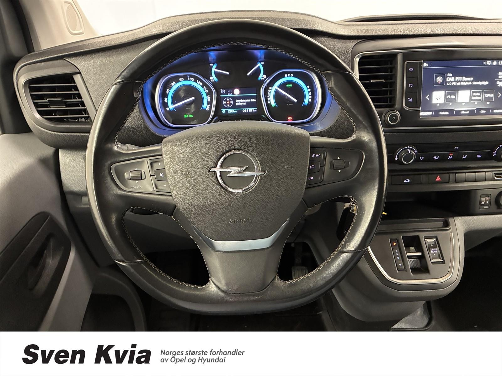 Opel Vivaro-e Panel Van, 136hp, 2022