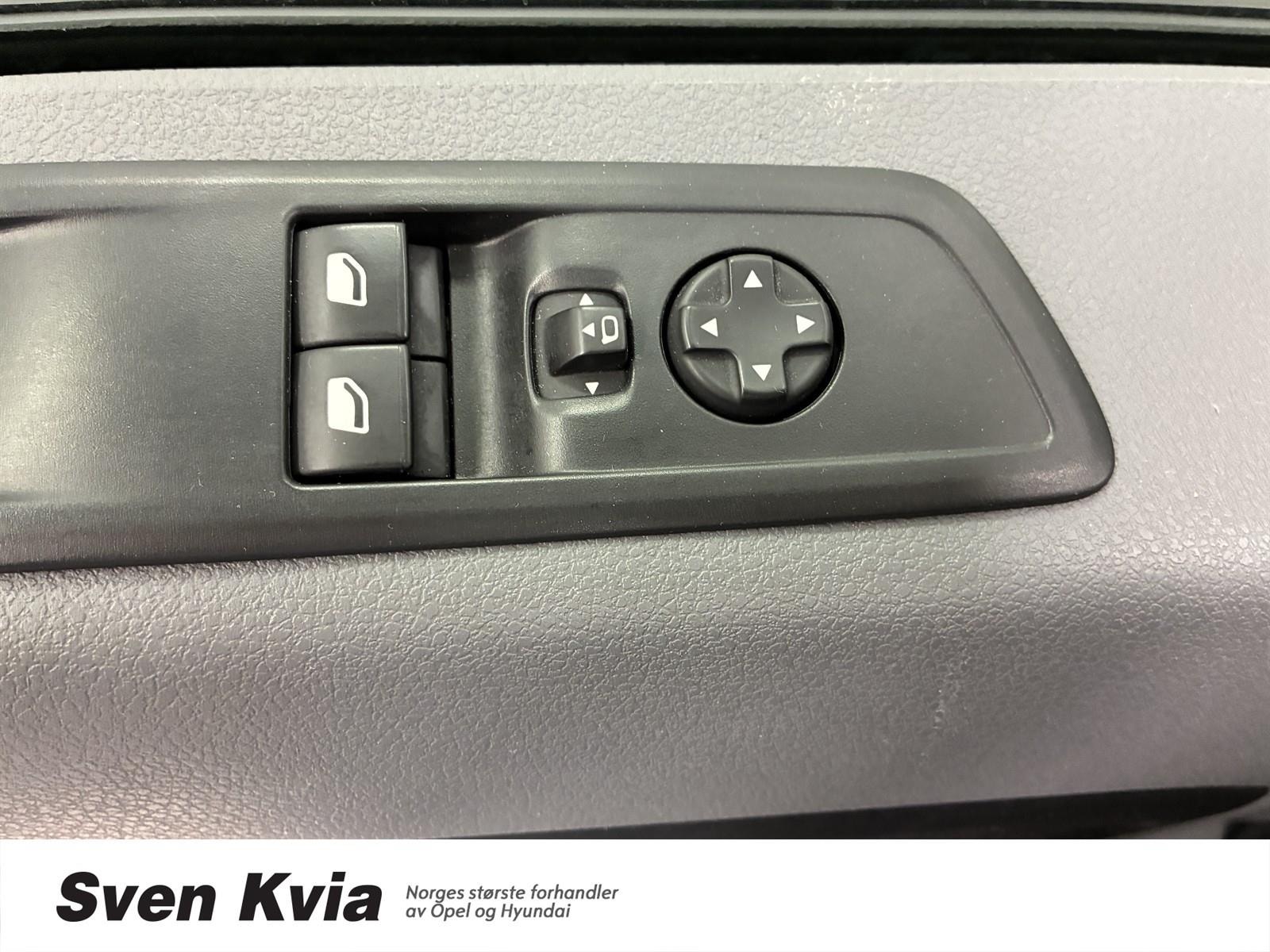 Opel Vivaro-e Panel Van, 136hp, 2022