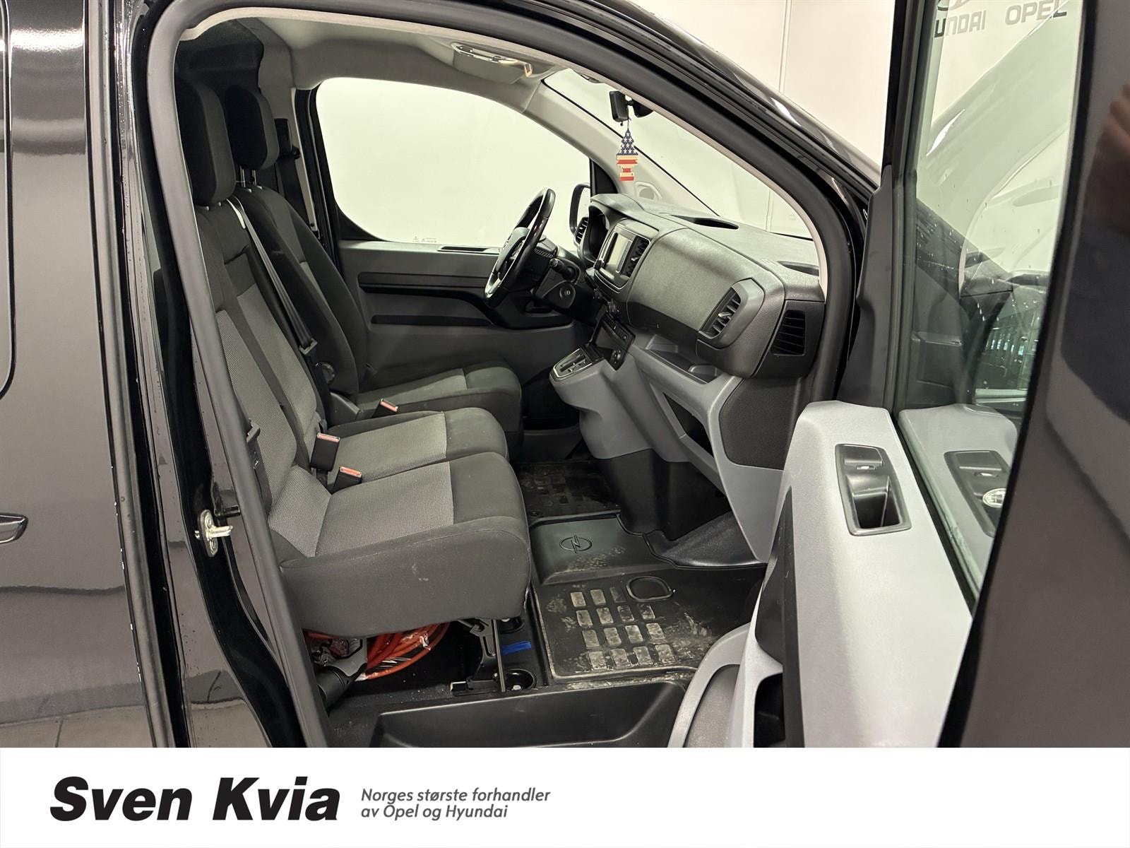 Opel Vivaro-e Panel Van, 136hp, 2022