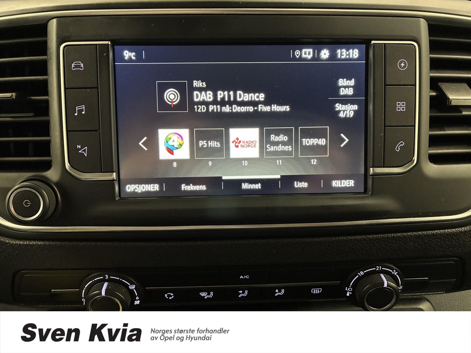 Opel Vivaro-e Panel Van, 136hp, 2022