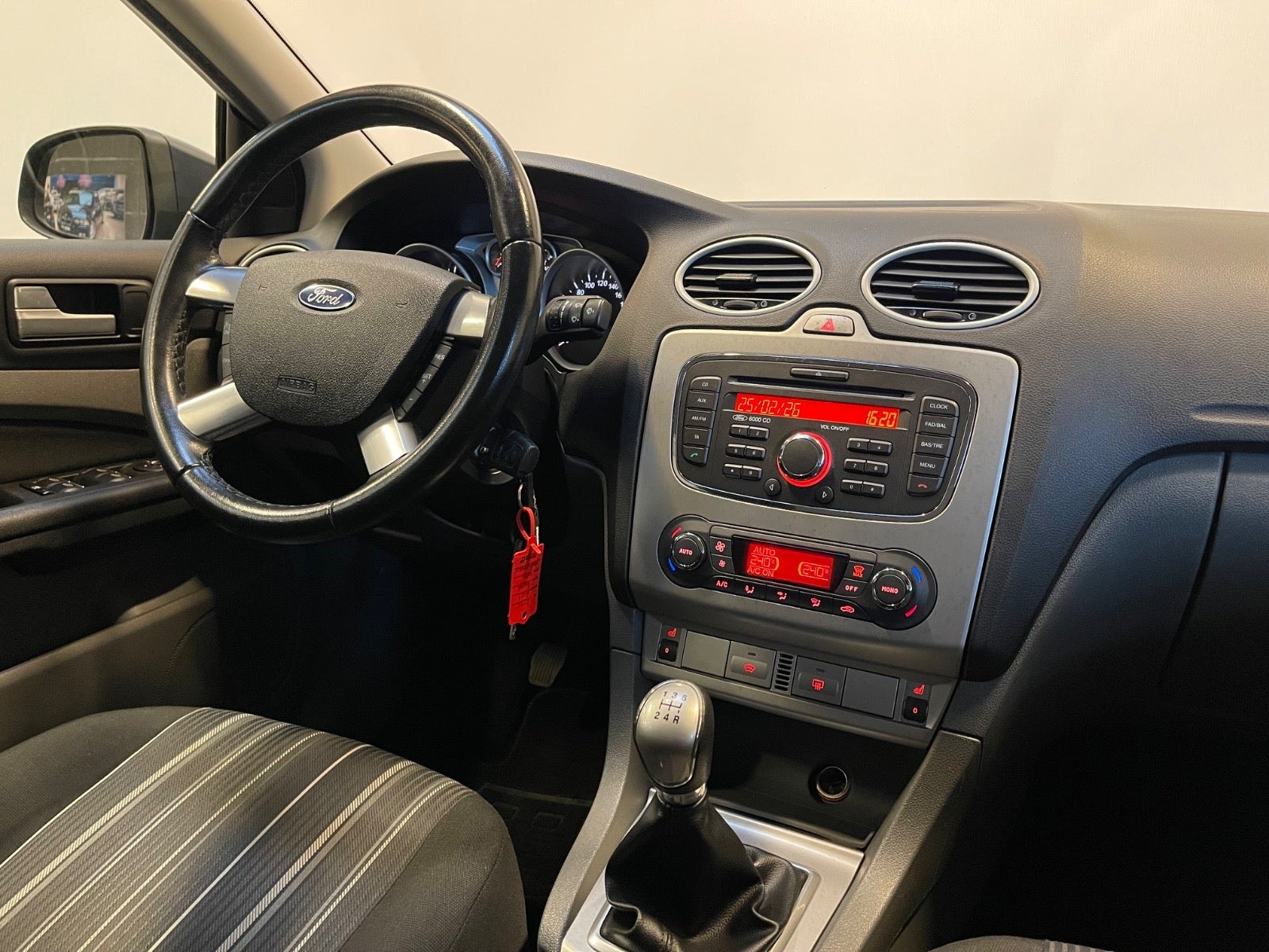 Ford Focus Combi 1.6 TDCi Manual, 5-trins, 90ps, 2010