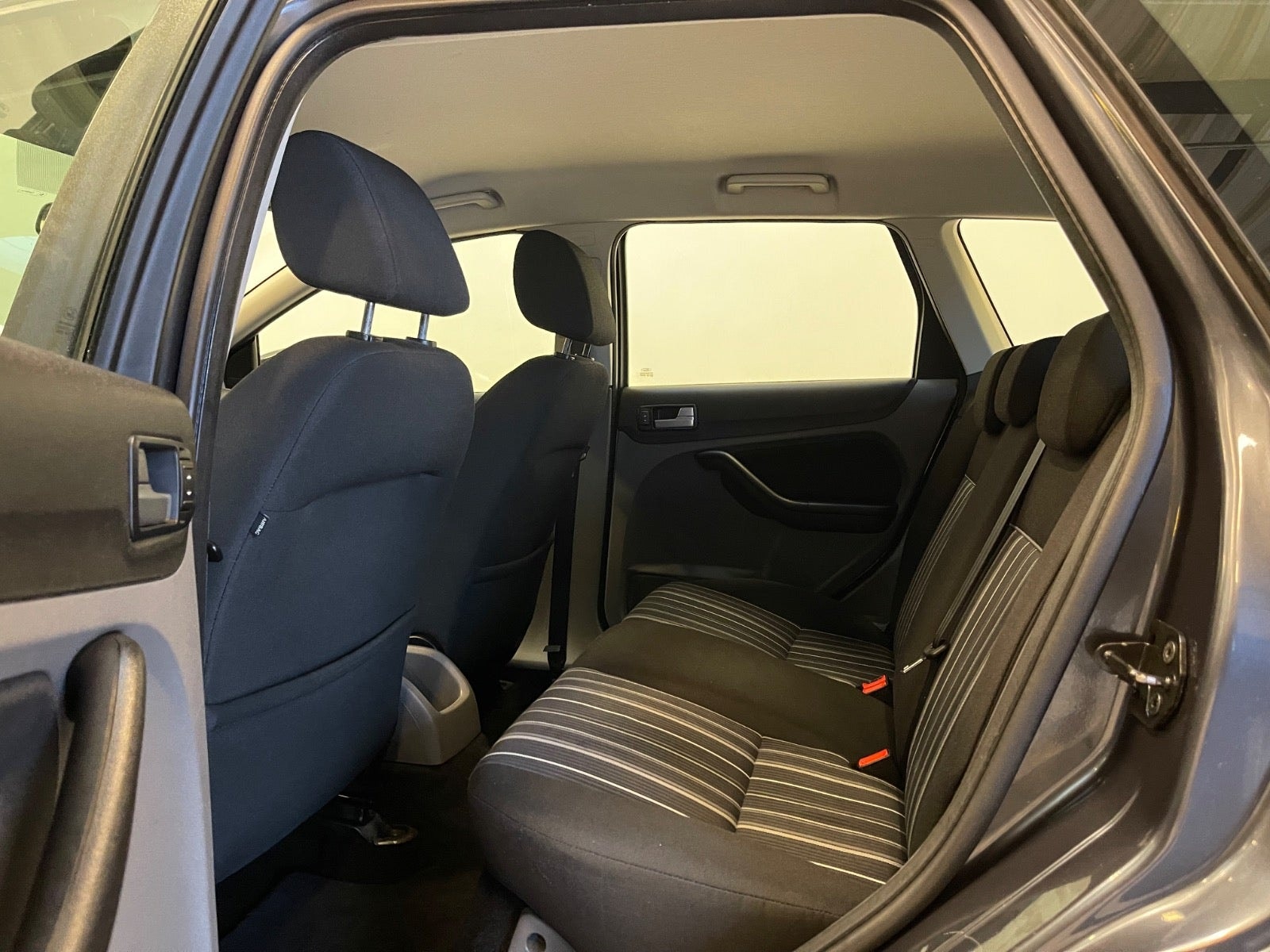 Ford Focus Combi 1.6 TDCi Manual, 5-trins, 90ps, 2010