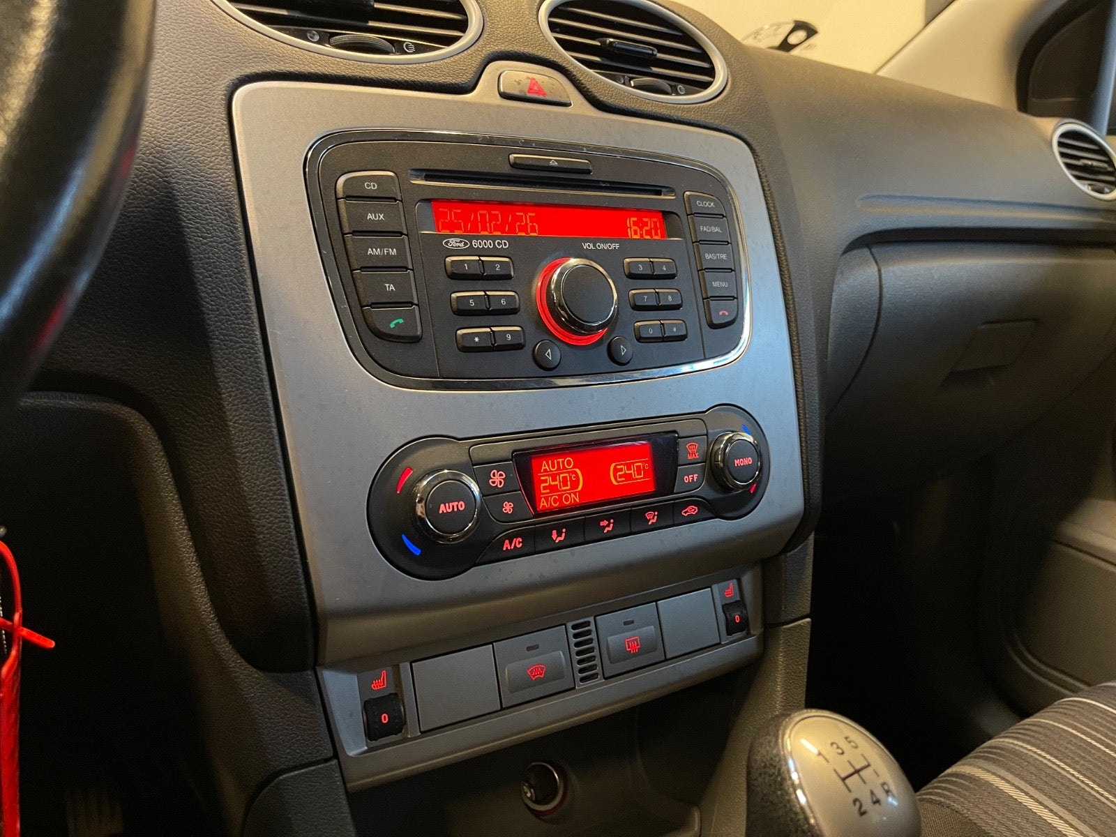 Ford Focus Combi 1.6 TDCi Manual, 5-trins, 90ps, 2010
