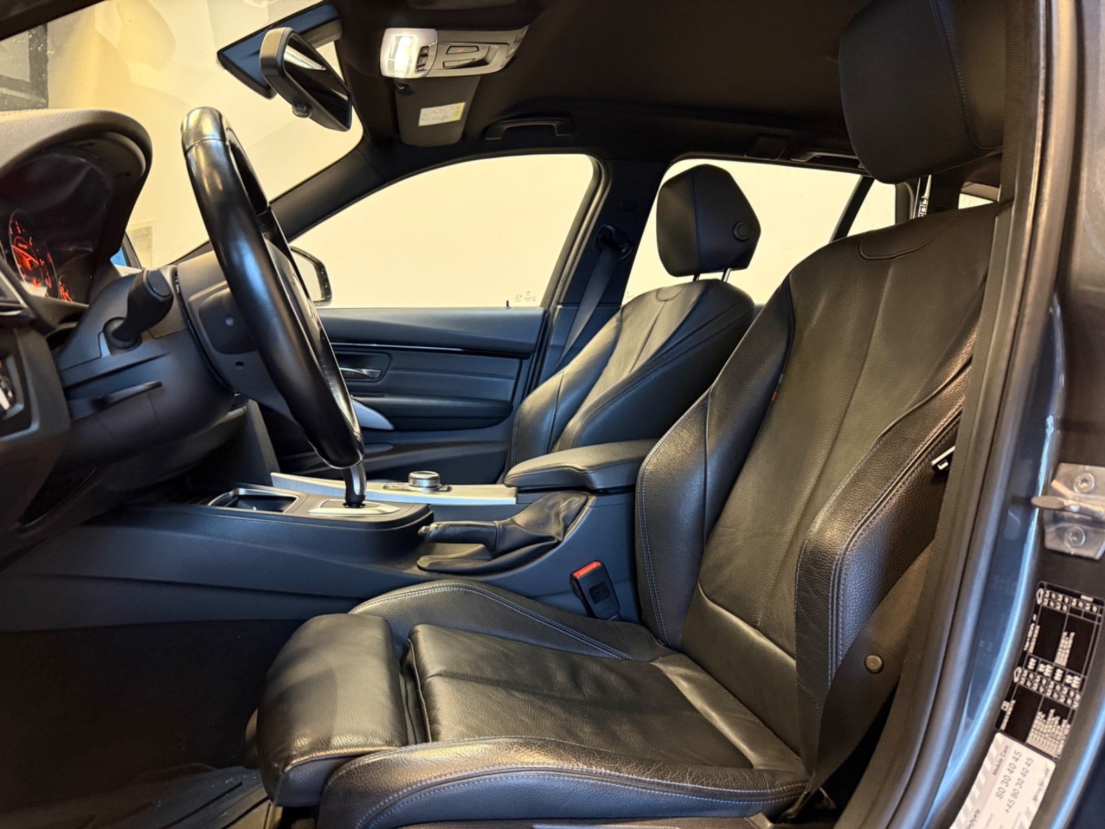 BMW 320d Touring Steptronic, 8-trins, 190ps, 2018