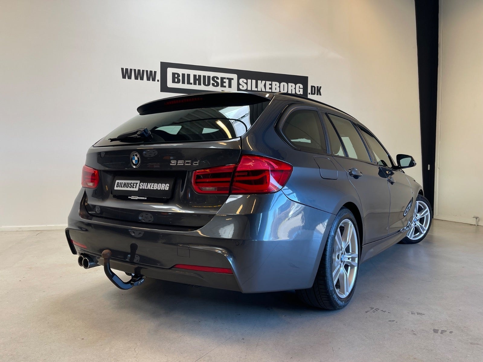 BMW 320d Touring Steptronic, 8-trins, 190ps, 2018