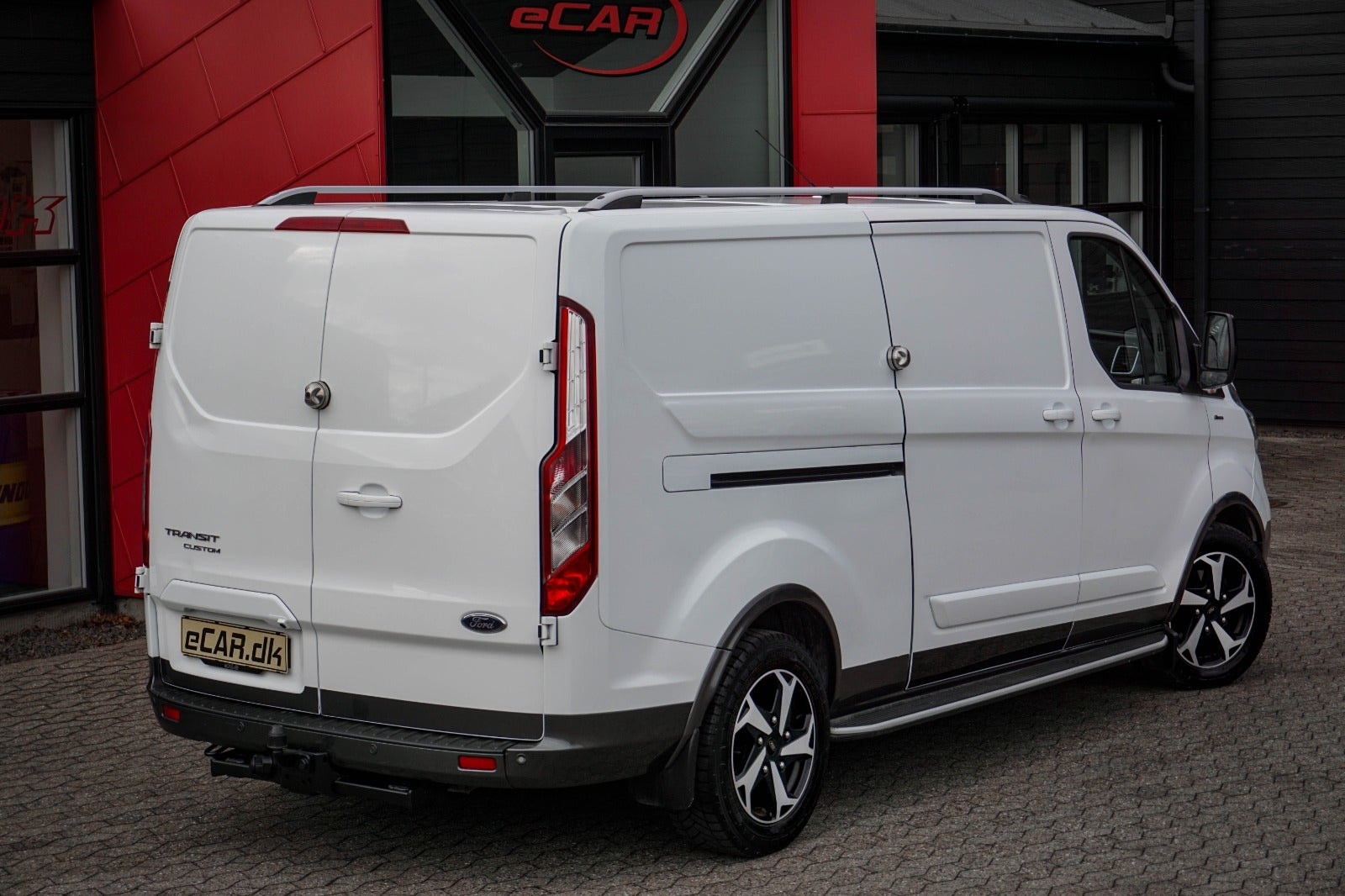 Ford Transit Custom 300 2.0 EcoBlue SelectShift, 6-trins, 170ps, 2021