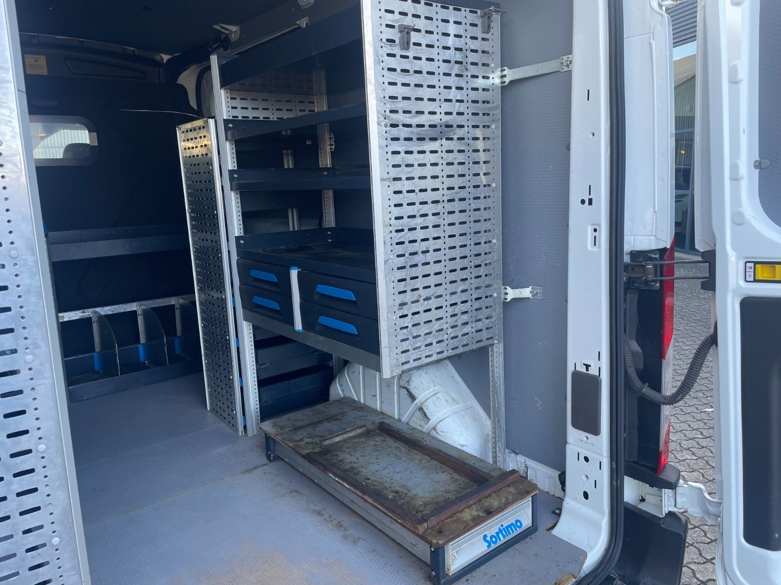 Ford Transit 350 2.0 EcoBlue Manuell, 6-trinn, 130hk, 2021