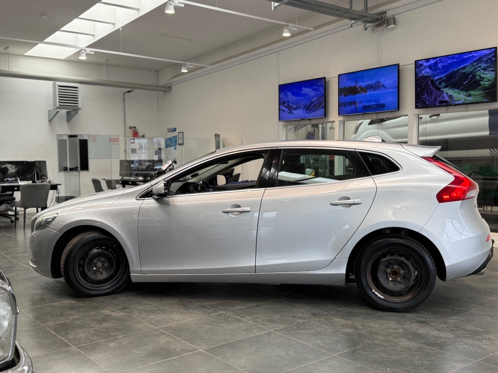 Volvo V40 D4 Geartronic, 6-trins, 177ps, 2013